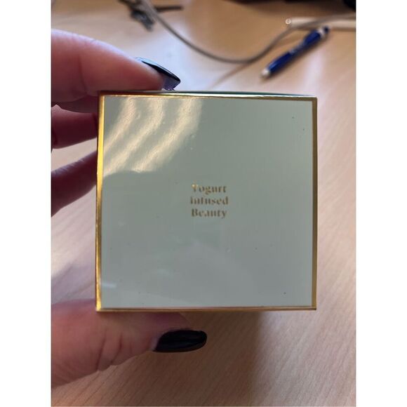 Byroe Oat Yogurt Moisture Barrier Cream 1.69 0z NIB - Picture 3 of 5